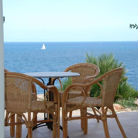 Residencial Playa Mar Apartment Cala Mandia  Екстериор снимка