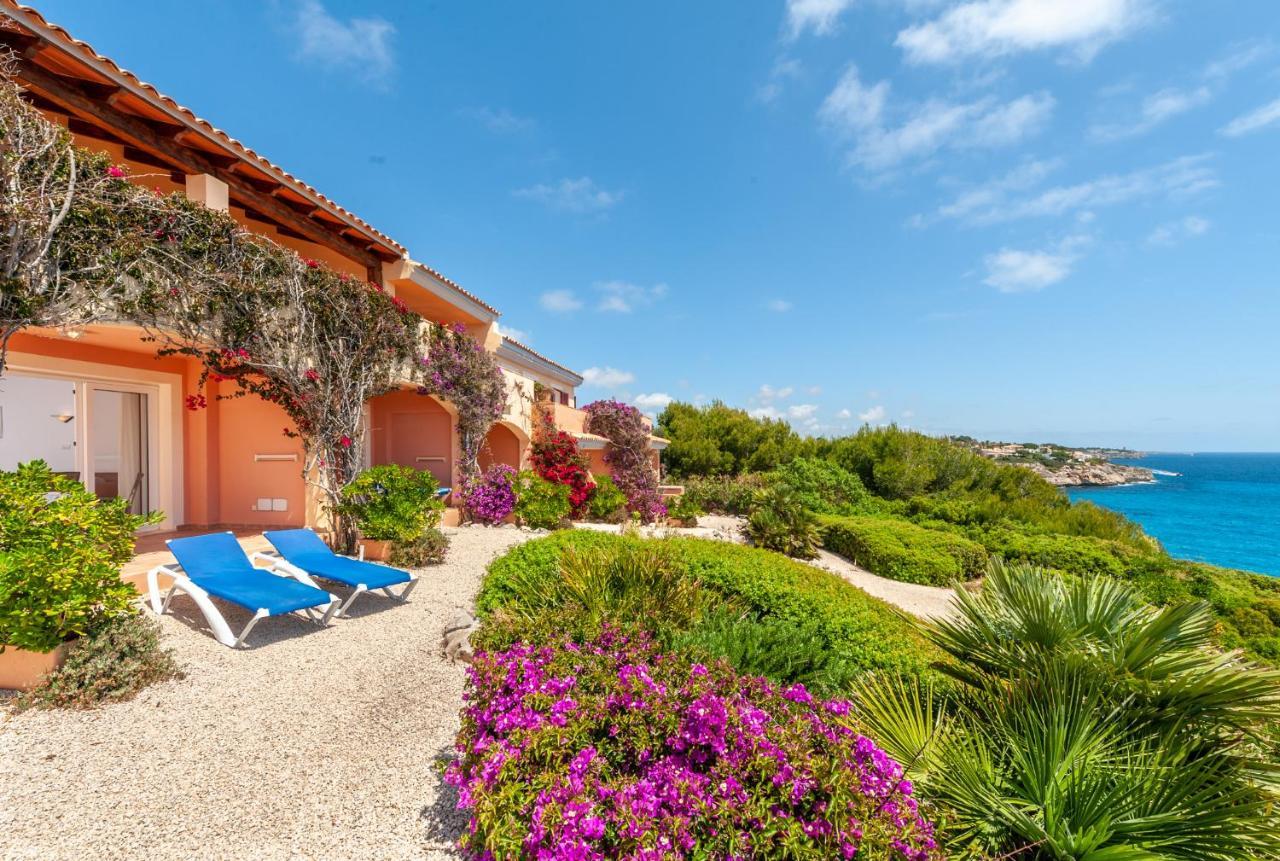 Residencial Playa Mar Apartment Cala Mandia  Екстериор снимка
