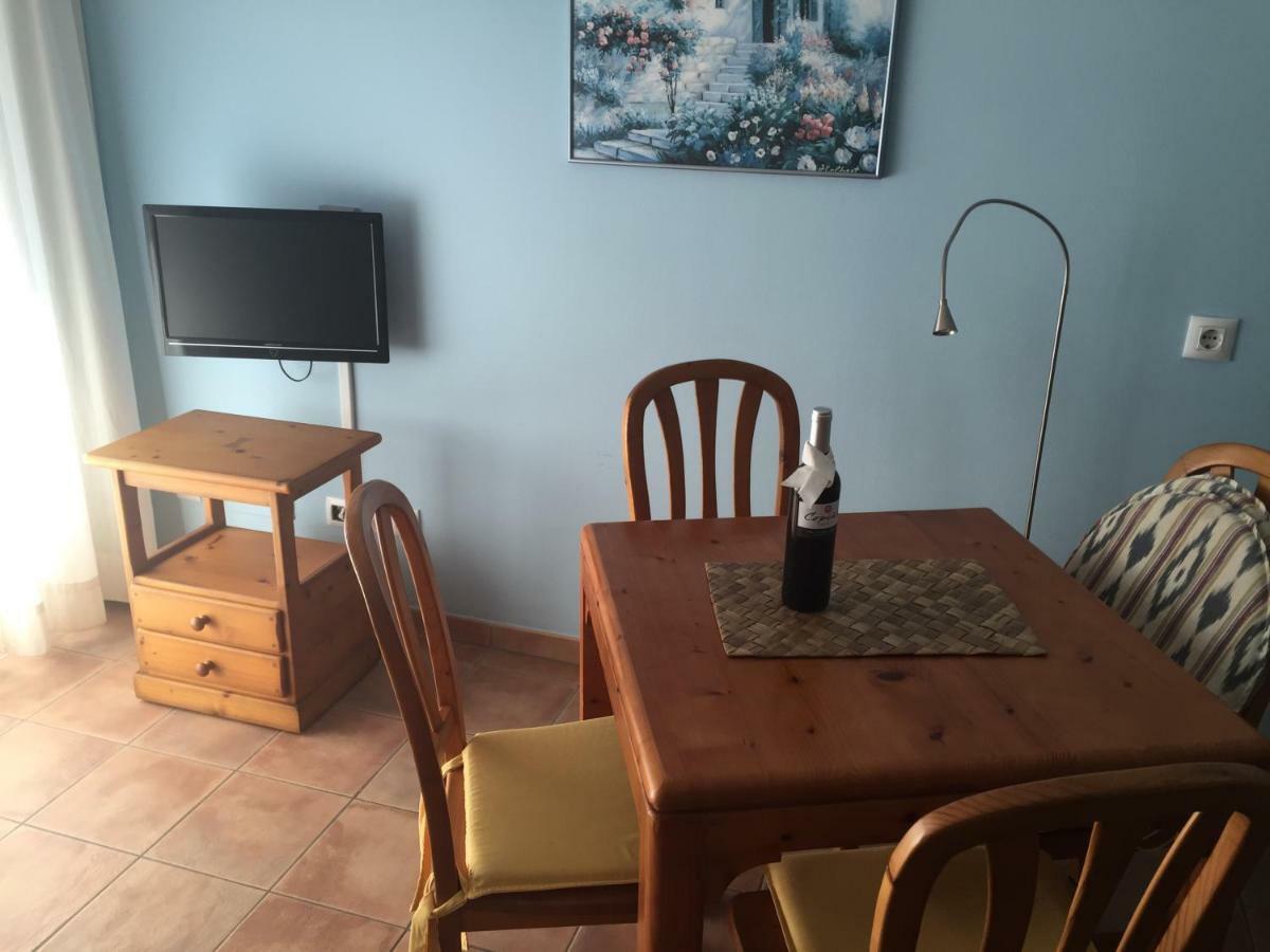Residencial Playa Mar Apartment Cala Mandia  Екстериор снимка