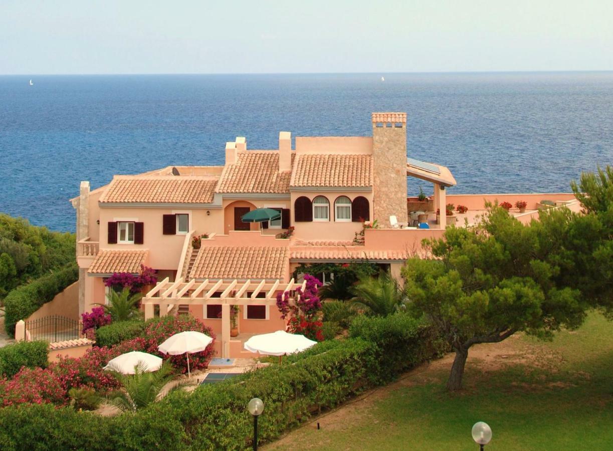 Residencial Playa Mar Apartment Cala Mandia  Екстериор снимка